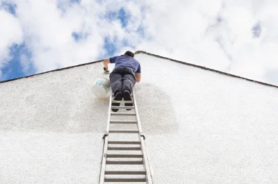 Peinture extérieure à Naveil — façades et ravalement